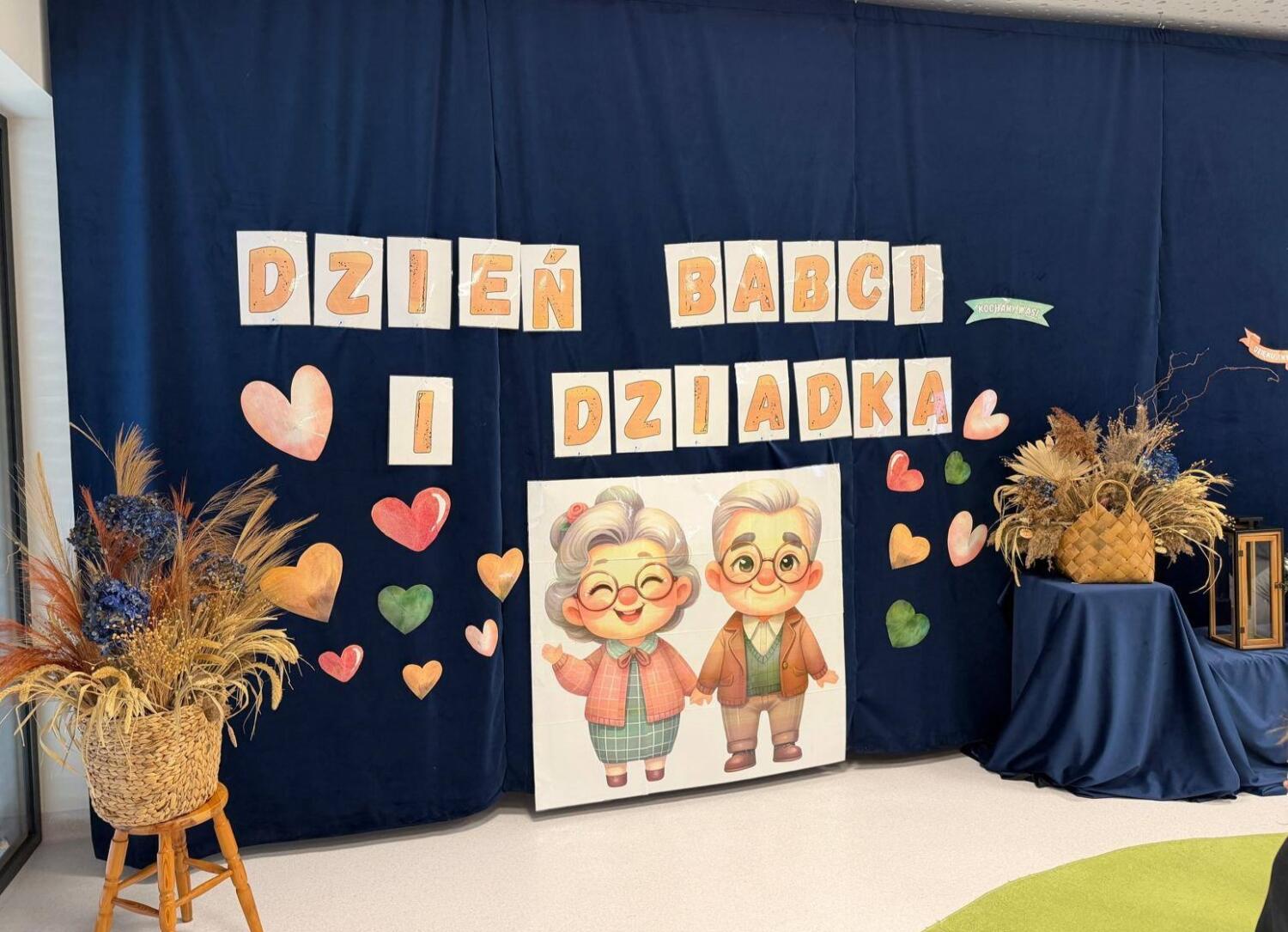 DZIEŃ BABCI I DZIADKA